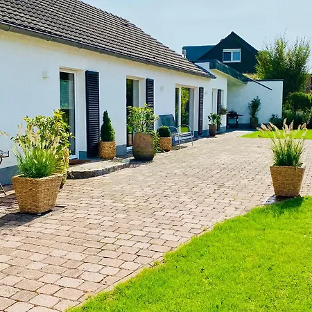 Charmantes Haus - Ein Kleines Juwel Fuer Auszeiten