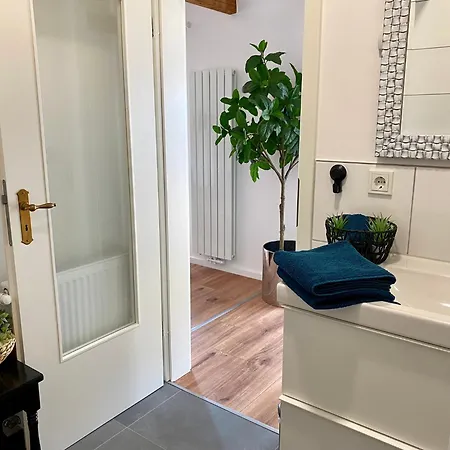 Charmantes Haus - Ein Kleines Juwel Fuer Auszeiten 度假居