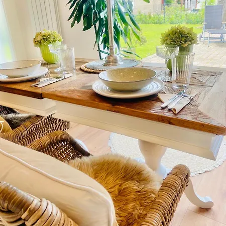 Charmantes Haus - Ein Kleines Juwel Fuer Auszeiten * 阿伦