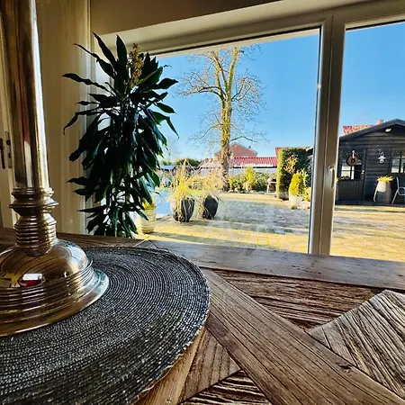 Charmantes Haus - Ein Kleines Juwel Fuer Auszeiten 度假居 *